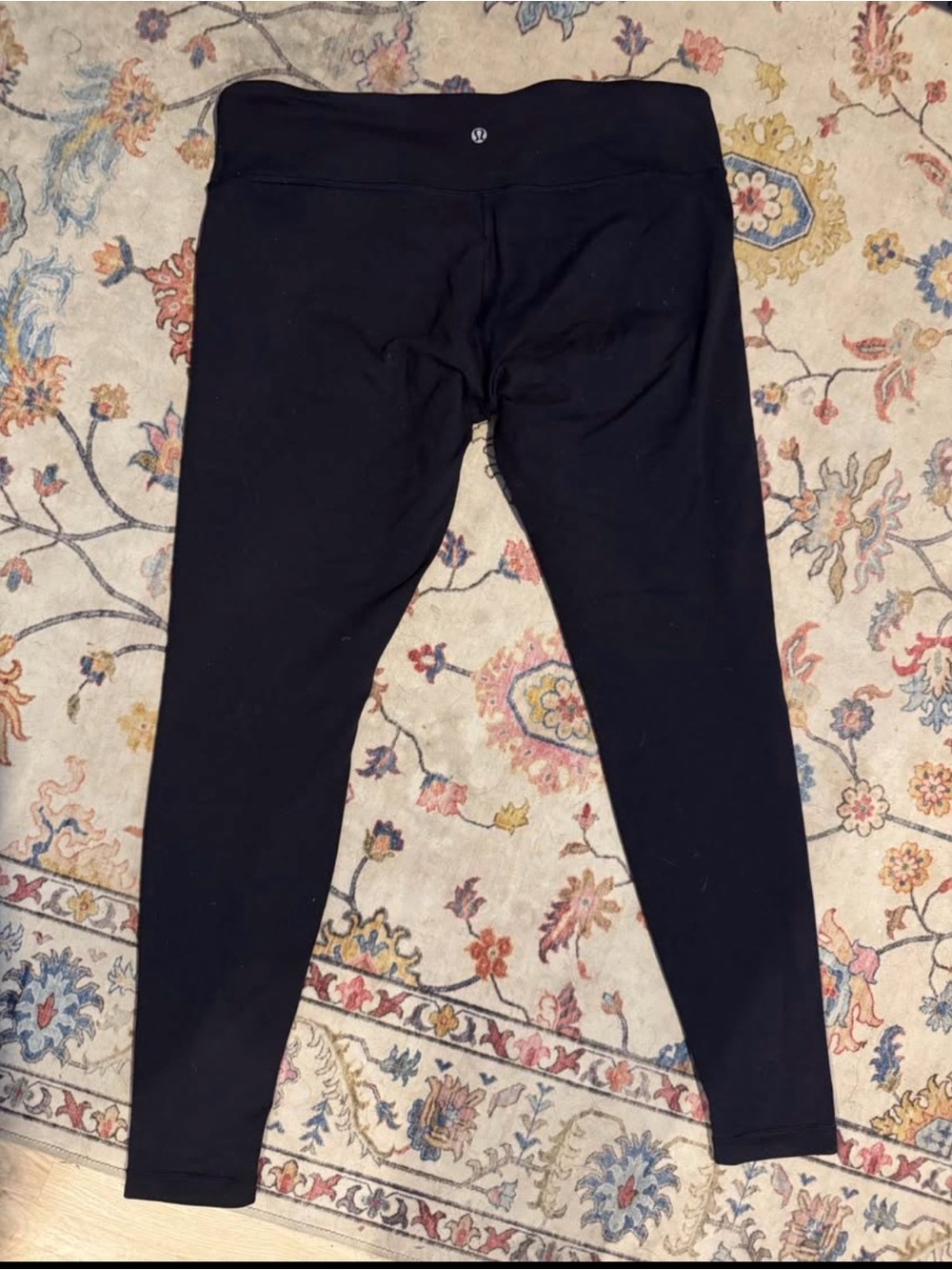 Lululemon size 10